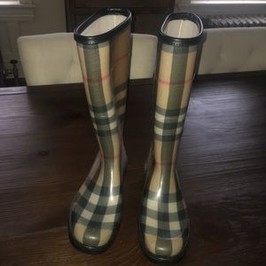 Burberry rain boots